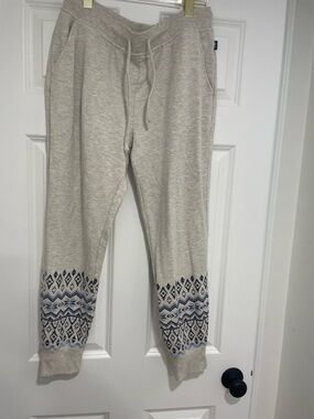 Vineyard Vines Cream Jogger Pants with Navy Pattern